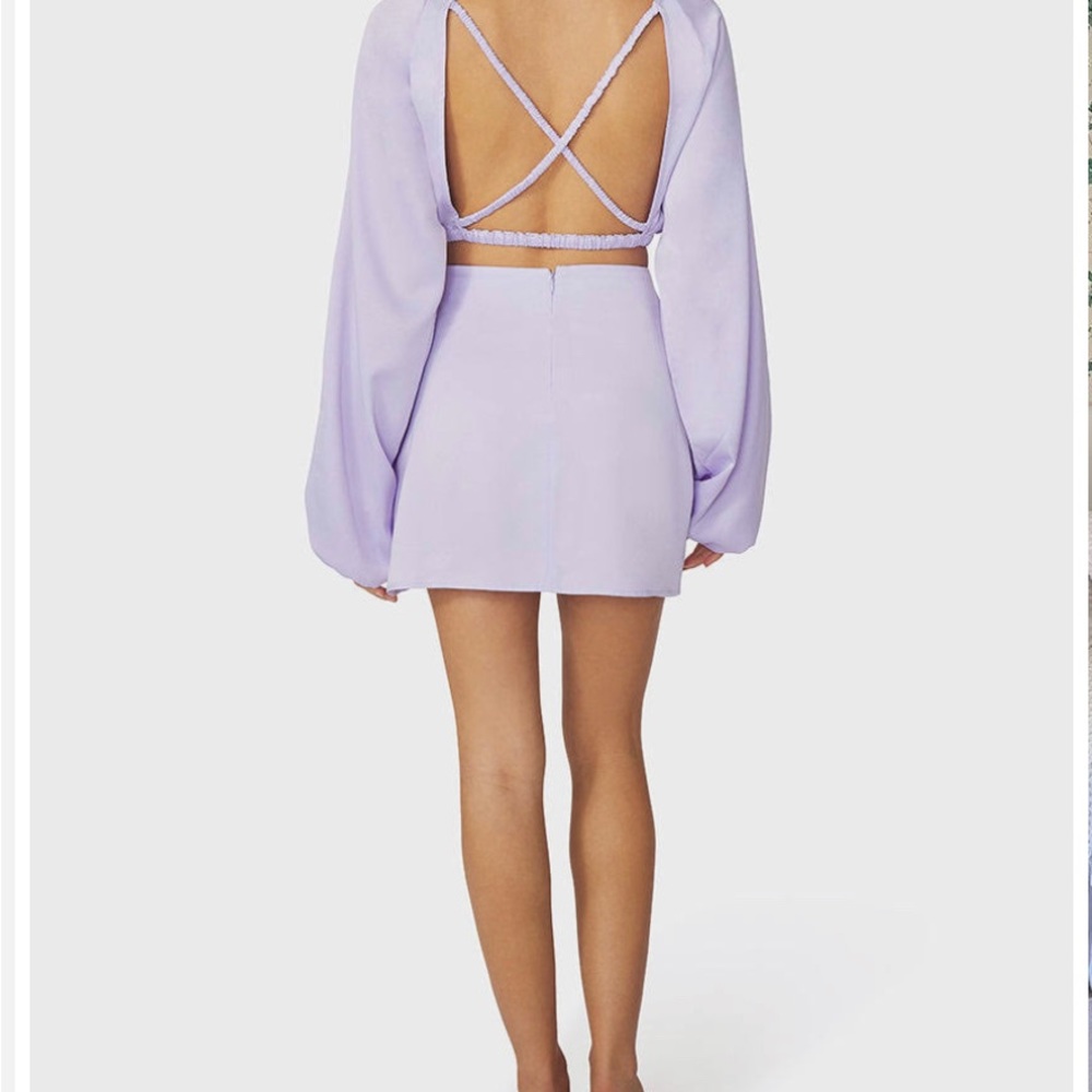 NWT WeWoreWhat billow sleeve cropped open back top, size medium